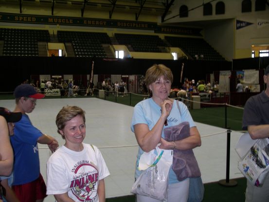 MA and LK admiring some hunk.