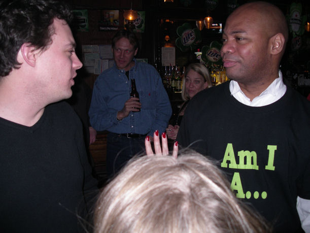Mark and Zell... hey what that weird finger thing coming out of Patti's head. Aaaaaaaagh!!
