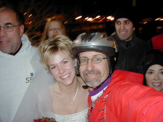 Bobarazzi chooses a bride.
