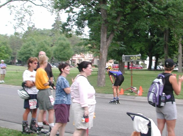Yours truly just passed the finish line, no faking my time after seeing this photo.</font>
</TD>